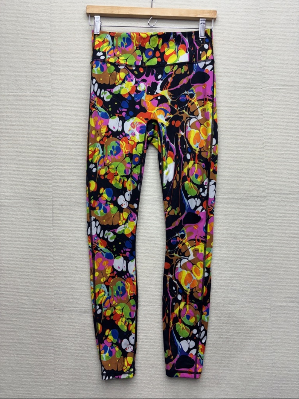 Fabletics | motion 365+ Multicolor Splash Print Leggings - Comfort Stretch